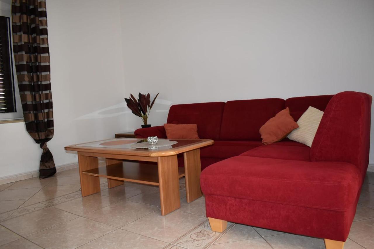 Pet Friendly Apartment Murvi 50 Novigrad  ภายนอก รูปภาพ