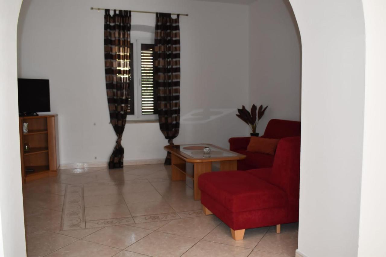 Pet Friendly Apartment Murvi 50 Novigrad  ภายนอก รูปภาพ