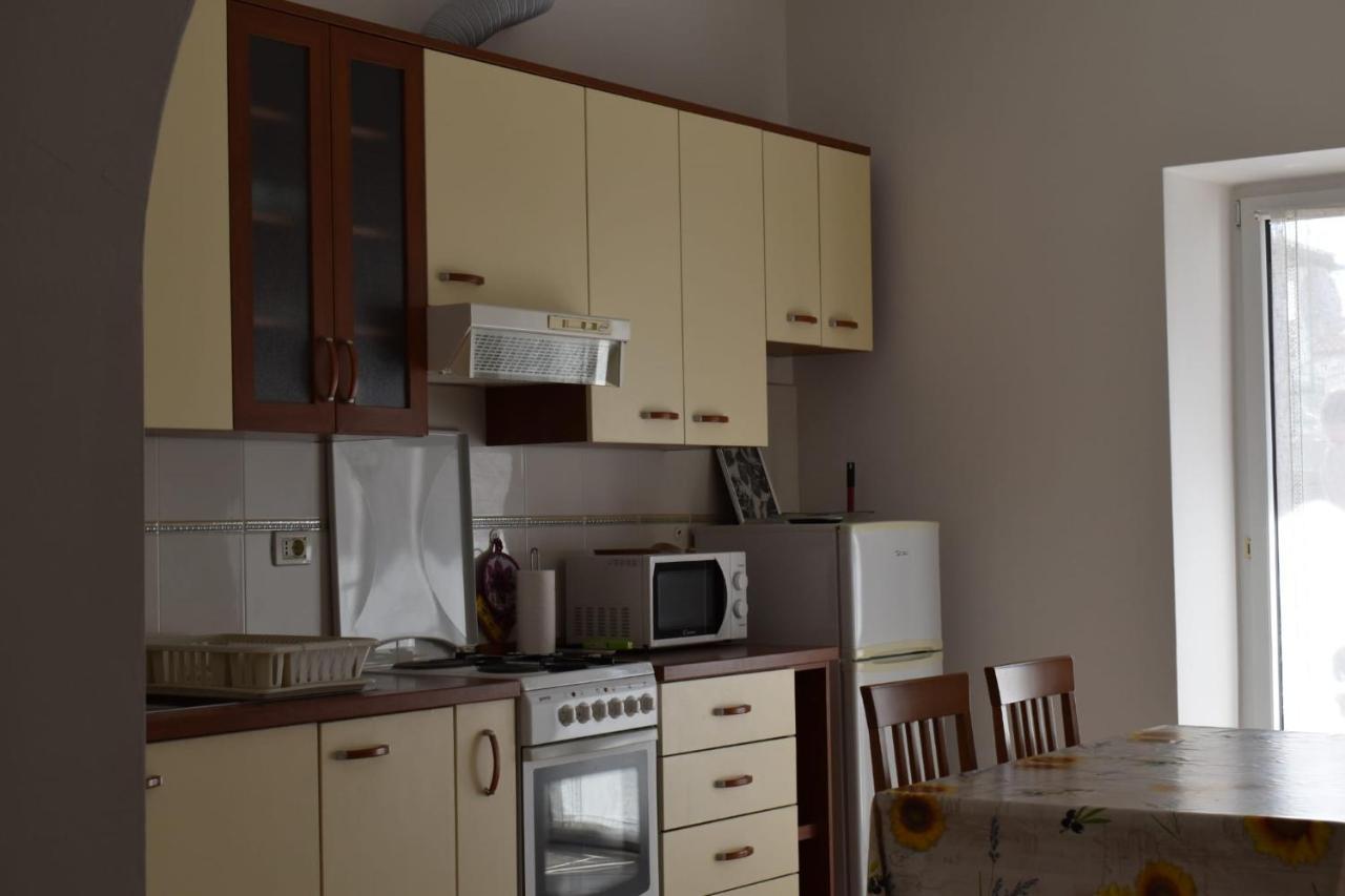 Pet Friendly Apartment Murvi 50 Novigrad  ภายนอก รูปภาพ